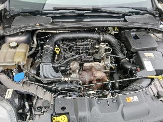 Ford Focus Focus 3 Wagon Combi 1.0 Ti-VCT EcoBoost 12V 125 (M1DA(Euro 5)) [92kW] =
 (02-2012/05-2018) picture 20