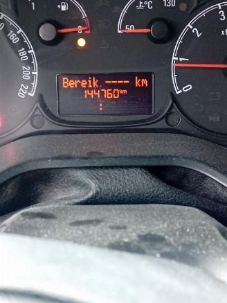Opel Combo Combo Van 1.3 CDTI 16V (330.A.1000) [70kW]  (03-2016/12-2018) picture 2