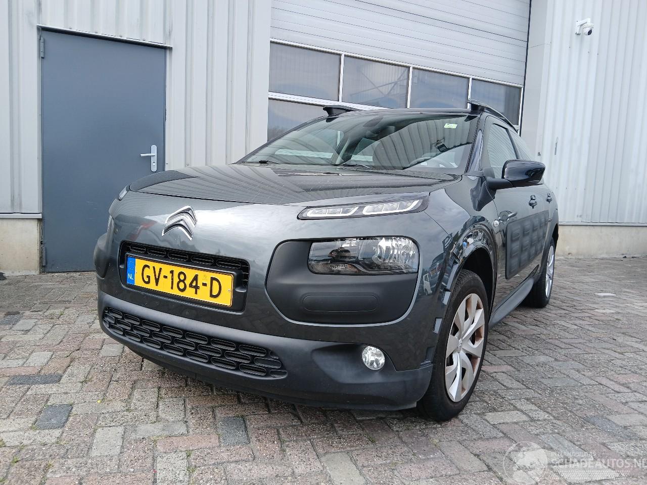 Citroën C4 C4 Cactus (0B/0P) Hatchback 5-drs 1.2 PureTech 82 12V (EB2F(HMZ)) [60k=
W]  (09-2014/...)