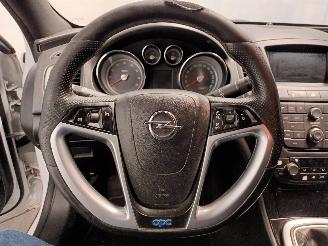 Opel Insignia Insignia Hatchback 5-drs 2.8 V6 Turbo 24V 4x4 OPC Ecotec (B28NER) [239=
kW]  (07-2009/03-2017) picture 17