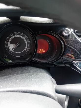 Citroën C3 C3 (SC) Hatchback 5-drs 1.0 Vti 68 12V (EB0(ZMZ)) [50kW]  (08-2012/10-=
2016) picture 2