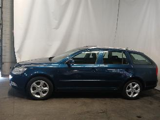 Skoda Octavia Octavia Combi (1Z5) Combi 5-drs 1.4 TSI 16V (CAXA) [90kW]  (11-2008/06=
-2013) picture 4