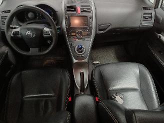 Toyota Auris Auris (E15) Hatchback 1.8 16V HSD Full Hybrid (2ZRFXE) [100kW]  (09-20=
10/09-2012) picture 11