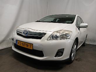 Schadeauto Toyota Auris Auris (E15) Hatchback 1.8 16V HSD Full Hybrid (2ZRFXE) [100kW]  (09-20=
10/09-2012) 2010/11