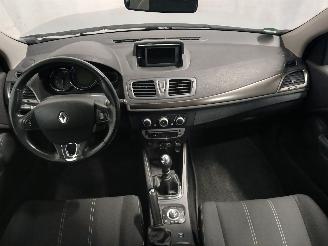 Renault Mégane Megane III Berline (BZ) Hatchback 5-drs 1.5 dCi 110 (K9K-636(K9K-A6)) =
[81kW]  (02-2009/02-2016) picture 12