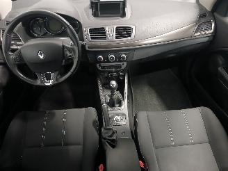 Renault Mégane Megane III Berline (BZ) Hatchback 5-drs 1.5 dCi 110 (K9K-636(K9K-A6)) =
[81kW]  (02-2009/02-2016) picture 11