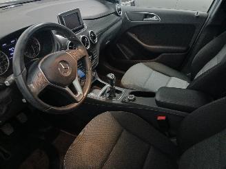 Mercedes B-klasse B (W246) Hatchback 1.6 B-180 BlueEFFICIENCY Turbo 16V (M270.910) [90kW=
]  (11-2011/12-2018) picture 13