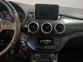 Mercedes B-klasse B (W246) Hatchback 1.6 B-180 BlueEFFICIENCY Turbo 16V (M270.910) [90kW=
]  (11-2011/12-2018) picture 19
