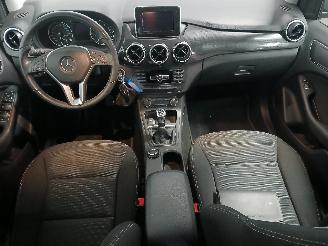 Mercedes B-klasse B (W246) Hatchback 1.6 B-180 BlueEFFICIENCY Turbo 16V (M270.910) [90kW=
]  (11-2011/12-2018) picture 11