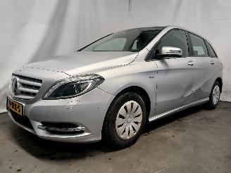 Mercedes B-klasse B (W246) Hatchback 1.6 B-180 BlueEFFICIENCY Turbo 16V (M270.910) [90kW=
]  (11-2011/12-2018) picture 3