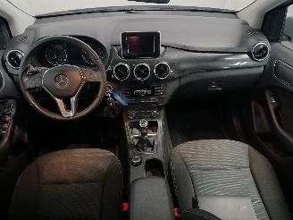 Mercedes B-klasse B (W246) Hatchback 1.6 B-180 BlueEFFICIENCY Turbo 16V (M270.910) [90kW=
]  (11-2011/12-2018) picture 12