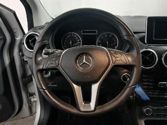Mercedes B-klasse B (W246) Hatchback 1.6 B-180 BlueEFFICIENCY Turbo 16V (M270.910) [90kW=
]  (11-2011/12-2018) picture 21