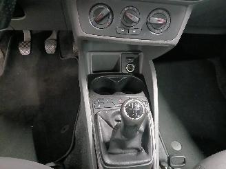 Seat Ibiza Ibiza IV (6J5) Hatchback 5-drs 1.2 TDI Ecomotive (CFWA) [55kW]  (06-20=
10/05-2015) picture 19