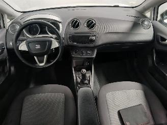 Seat Ibiza Ibiza IV (6J5) Hatchback 5-drs 1.2 TDI Ecomotive (CFWA) [55kW]  (06-20=
10/05-2015) picture 12