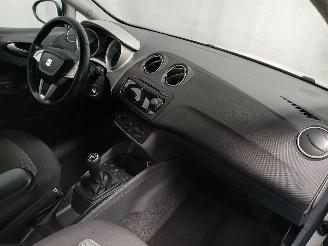 Seat Ibiza Ibiza IV (6J5) Hatchback 5-drs 1.2 TDI Ecomotive (CFWA) [55kW]  (06-20=
10/05-2015) picture 8