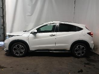 Honda  HR-V (RU) MPV 1.5 i-VTEC 16V (L15B4(Euro 6)) [96kW]  (08-2015/...) picture 4