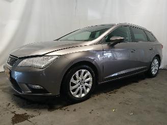 Seat Leon Leon ST (5FF) Combi 5-drs 1.6 TDI 16V (CRKB) [81kW]  (09-2013/08-2020)= picture 3