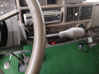 Peugeot J5 J5 (280L) Chassis-Cabine 2.5D (CRD93) [54kW]  (09-1981/09-1990) picture 17