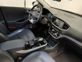 Hyundai Ioniq Ioniq Liftback EV (EM09) [88kW]  (03-2016/08-2019) picture 9