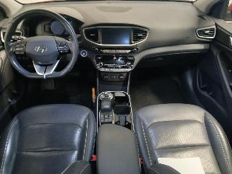 Hyundai Ioniq Ioniq Liftback EV (EM09) [88kW]  (03-2016/08-2019) picture 11