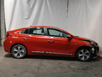 Hyundai Ioniq Ioniq Liftback EV (EM09) [88kW]  (03-2016/08-2019) picture 7