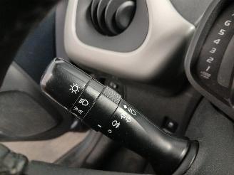Toyota Aygo Aygo (B40) Hatchback 1.0 12V VVT-i (1KR-FE) [51kW]  (05-2014/06-2018) picture 15
