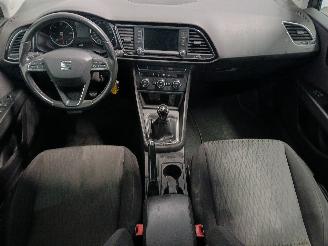 Seat Leon Leon (5FB) Hatchback 5-drs 1.6 TDI 16V (CXXB) [81kW]  (09-2013/08-2020=
) picture 11