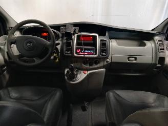 Opel Vivaro Vivaro Van 2.0 CDTI (M9R-780) [84kW]  (08-2006/07-2014) picture 12