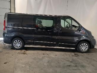 Opel Vivaro Vivaro Van 2.0 CDTI (M9R-780) [84kW]  (08-2006/07-2014) picture 6