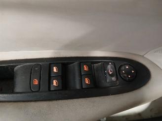 Citroën C4 C4 Berline (NC) Hatchback 5-drs 1.6 16V VTi (EP6C(5FS)) [88kW]  (10-20=
10/...) picture 14
