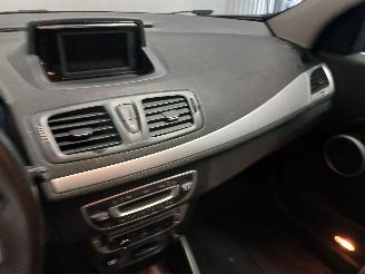 Renault Mégane Megane III Grandtour (KZ) Combi 5-drs 1.6 16V (K4M-858(K4M-R8)) [81kW]=
  (05-2009/08-2015) picture 17