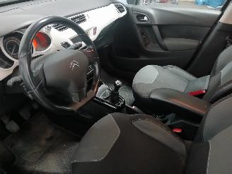 Citroën C3 C3 (SC) Hatchback 5-drs 1.6 HDi 92 (DV6DTED(9HP)) [68kW]  (11-2009/09-=
2016) picture 13