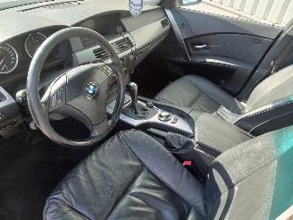 BMW 5-serie 5 serie (E60) Sedan 525i 24V (M54-B25(256S5)) [141kW]  (09-2003/02-200=
5) picture 13