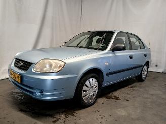 Hyundai Accent Accent Hatchback 1.3 12V (G4EA) [62kW]  (08-2002/11-2005) picture 3