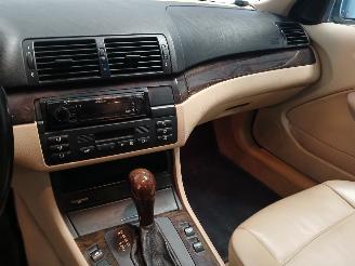 BMW 3-serie 3 serie Touring (E46/3) Combi 330i 24V (M54-B30(306S3)) [170kW]  (06-2=
000/09-2005) picture 16
