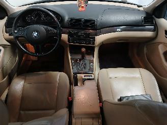 BMW 3-serie 3 serie Touring (E46/3) Combi 330i 24V (M54-B30(306S3)) [170kW]  (06-2=
000/09-2005) picture 10