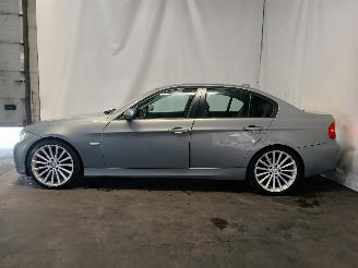 BMW 3-serie 3 serie (E90) Sedan 320i 16V (N46-B20C) [110kW]  (12-2004/08-2007) picture 4