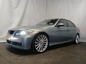 BMW 3-serie 3 serie (E90) Sedan 320i 16V (N46-B20C) [110kW]  (12-2004/08-2007) picture 3