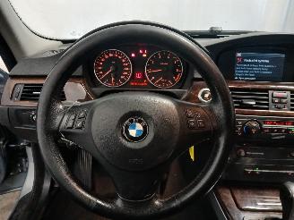 BMW 3-serie 3 serie (E90) Sedan 320i 16V (N46-B20C) [110kW]  (12-2004/08-2007) picture 19
