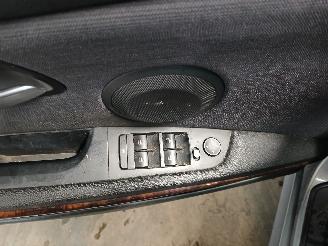 BMW 3-serie 3 serie (E90) Sedan 320i 16V (N46-B20C) [110kW]  (12-2004/08-2007) picture 13