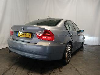 BMW 3-serie 3 serie (E90) Sedan 320i 16V (N46-B20C) [110kW]  (12-2004/08-2007) picture 5