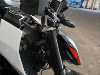 KTM 390 Duke  picture 10