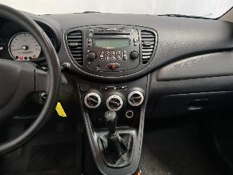 Hyundai I-10 i10 (F5) Hatchback 1.1i 12V (G4HG) [49kW]  (01-2008/12-2013) picture 17