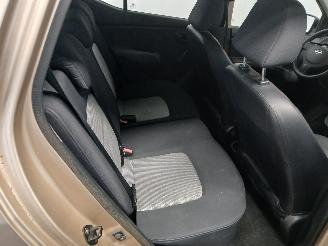 Hyundai I-10 i10 (F5) Hatchback 1.1i 12V (G4HG) [49kW]  (01-2008/12-2013) picture 10