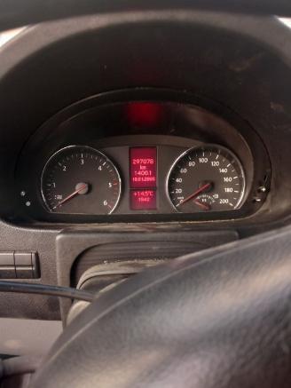 Volkswagen Crafter Crafter Van 2.0 TDI 16V (CKTC) [100kW]  (05-2011/12-2016) picture 2