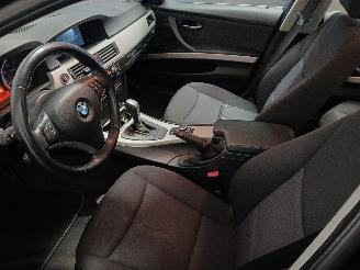 BMW 3-serie 3 serie (E90) Sedan 318i 16V (N43-B20A) [105kW]  (09-2007/10-2011) picture 13