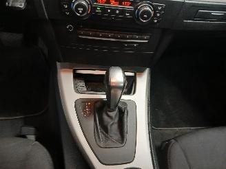 BMW 3-serie 3 serie (E90) Sedan 318i 16V (N43-B20A) [105kW]  (09-2007/10-2011) picture 19