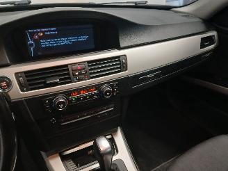 BMW 3-serie 3 serie (E90) Sedan 318i 16V (N43-B20A) [105kW]  (09-2007/10-2011) picture 17