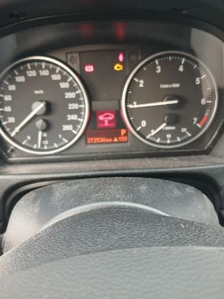 BMW 3-serie 3 serie (E90) Sedan 318i 16V (N43-B20A) [105kW]  (09-2007/10-2011) picture 2