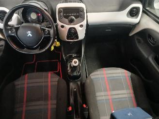 Peugeot 108 108 Hatchback 1.0 12V (1KRFE(CFB)) [51kW]  (05-2014/...) picture 11